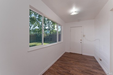 Updated 3 bed, 2 bath home offering approximately 1,400 sq ft on - photo 6