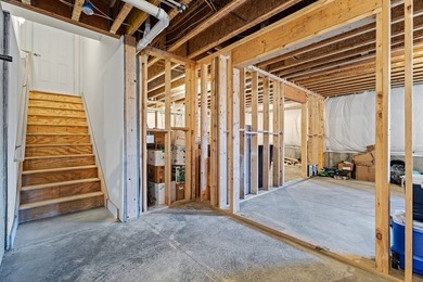 This custom-built contemporary masterpiece offers an exquisite - photo 42