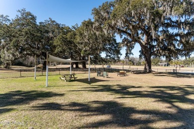 Well-positioned in-town property offering the convenience buyers - photo 43