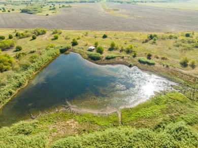 Lake Acreage For Sale in Abbott, Texas