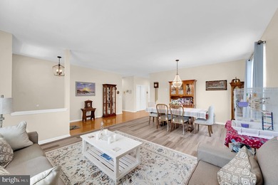 Welcome to this beautifully maintained and upgraded move-in - photo 4