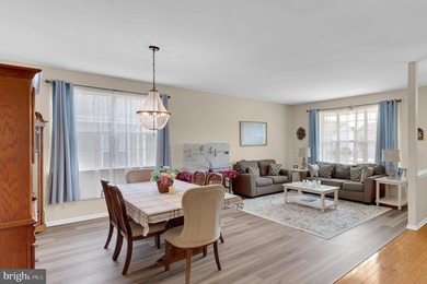 Welcome to this beautifully maintained and upgraded move-in - photo 5