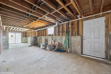 OPPORTUNITY TO CREATE YOUR DREAM WATERFRONT HOME IN THE VILLAGE - photo 9