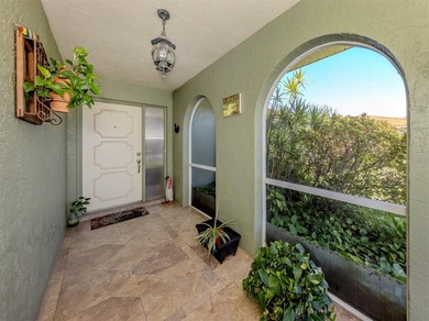 Welcome to this lovely home in desirable Venice Gardens, (Just - photo 3