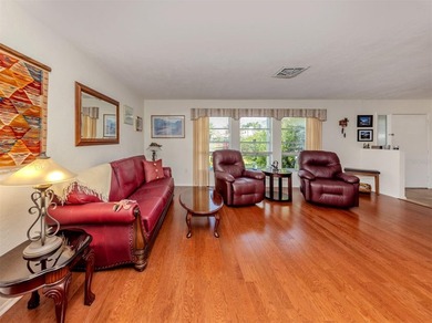 Welcome to this lovely home in desirable Venice Gardens, (Just - photo 5