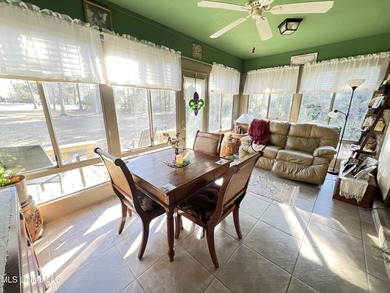 Prime Golf Course Living in Diamondhead | Wake up to sweeping - photo 5