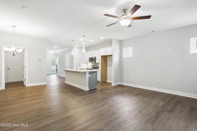 Move in today and take advantage of an exceptional opportunity - photo 9