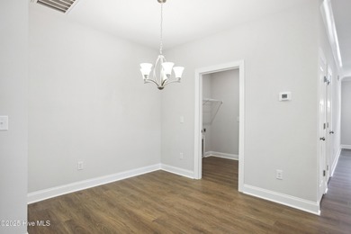 Move in today and take advantage of an exceptional opportunity - photo 10