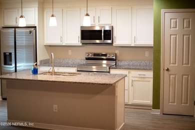 Well-located in the Biscayne/Turtle Creek area of North - photo 2