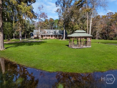 Enjoy Southern Living at its finest on this 5.5+ acre country - photo 4