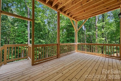 Move-in ready new construction in the gated lakefront community - photo 25