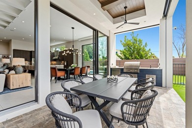 Chic, Modern Residence artfully crafted by award-winning - photo 29