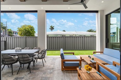 Chic, Modern Residence artfully crafted by award-winning - photo 30