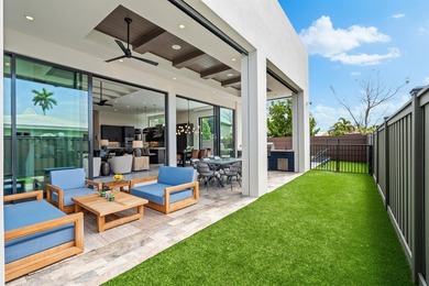 Chic, Modern Residence artfully crafted by award-winning - photo 31