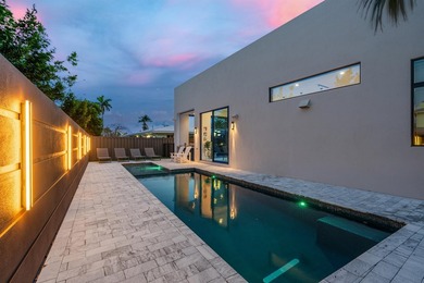 Chic, Modern Residence artfully crafted by award-winning - photo 34