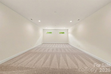 Move-in ready new construction in the gated lakefront community - photo 36