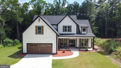 Lake Home For Sale in Hogansville, Georgia