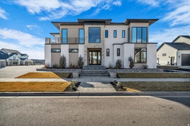 11,576 Sq Ft Estate in Orem From the dramatic four-car paver - photo 1