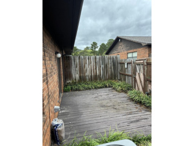 Discover low-maintenance living, maintained 2 bedroom