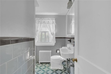 Beautifully maintained home offering over 1,800 square feet of - photo 16