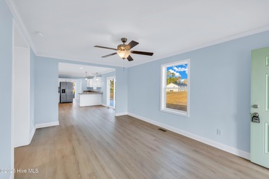 Discover simple coastal living at 936 Willow Place SW. This - photo 8