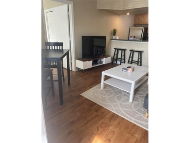 Welcome to paradise!  A beautifully maintained gated condominium - photo 8