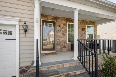 Move right into this beautifully upgraded, detached - photo 3