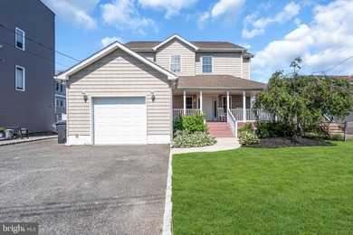 *Brand New Price and Seller Assistance with closing costs* Do - photo 9