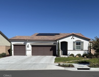 Diamond Valley Lake Home Active Under Contract in Hemet California