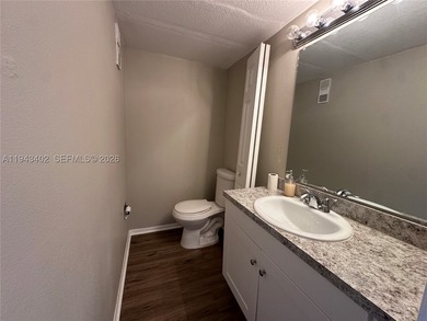 Enjoy comfortable, low-maintenance living in this two-story - photo 8