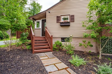 Lakefront Retreat in Yulan, NY This isn't just a home on the - photo 29