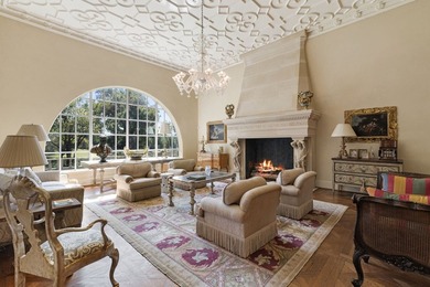 Escape to a world where the golden age of Palm Beach - photo 4