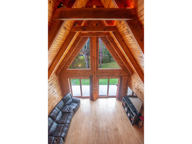 Additional listing photo 4