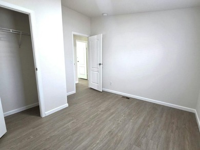 OPEN HOUSESAT/SUN 11am -3pm. CHECK IN AT CLUBHOUSE. This 3bd/2ba - photo 11