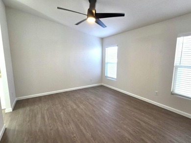 OPEN HOUSESAT/SUN 11am -3pm. CHECK IN AT CLUBHOUSE. This 3bd/2ba - photo 12