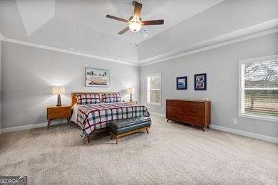 There are homes on the golf course... and then there are homes - photo 15