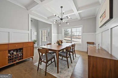 There are homes on the golf course... and then there are homes - photo 22