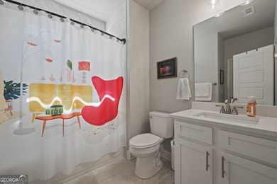 There are homes on the golf course... and then there are homes - photo 23