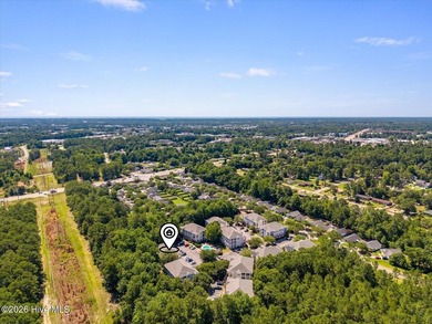Beautiful 3-bedroom, 2-bath condo ideally located near the - photo 31