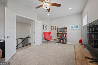 There are homes on the golf course... and then there are homes - photo 34