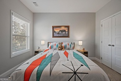 There are homes on the golf course... and then there are homes - photo 36