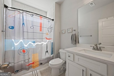 There are homes on the golf course... and then there are homes - photo 37