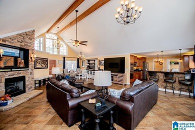 This one level lake front home offers 3 bedrooms and 2 full - photo 8