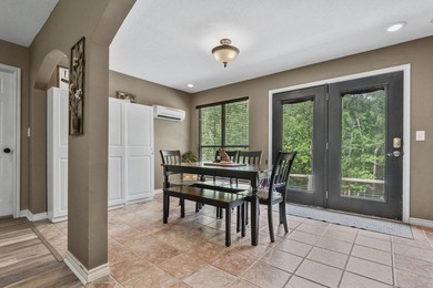 This property has LOTS of extras. Located on a quite dead-end - photo 11