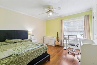 Gorgeous move-in ready home awaits new owner! Well maintained - photo 11