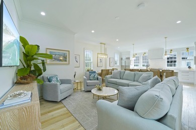 Designed by Robert Orr, this home is perfectly positioned on a - photo 17