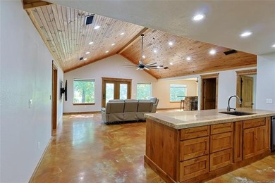 EXPERIENCE THE BEST OF LAKE EUFAULA, OK, IN YOUR WATERFRONT HOME - photo 18
