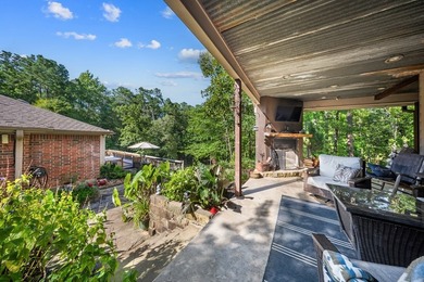 This property has LOTS of extras. Located on a quite dead-end - photo 22