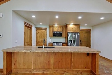 EXPERIENCE THE BEST OF LAKE EUFAULA, OK, IN YOUR WATERFRONT HOME - photo 34