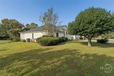 Welcome home to this beautifully maintained 4-bedroom, 2-bath - photo 3